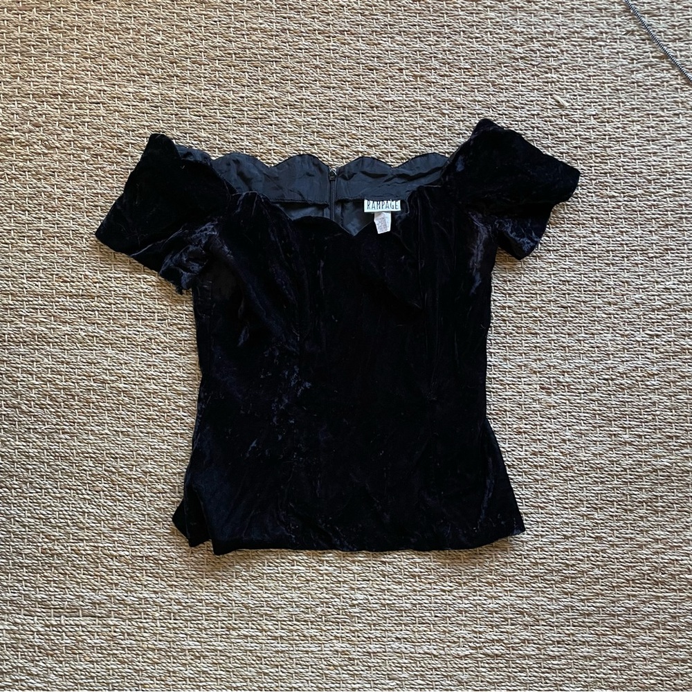 Vintage velvet rampage scalloped top